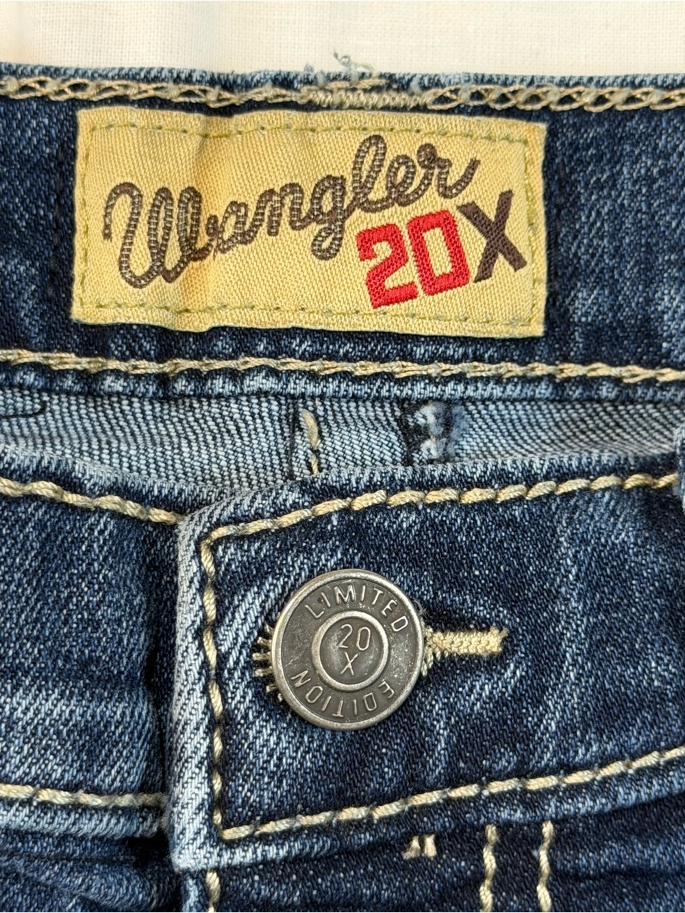 Wrangler 20X Indigo Blue Jeans with Contrast Stitching - Picture 3 of 11